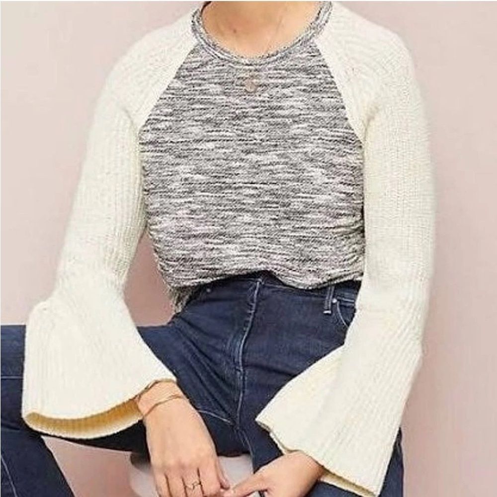 Anthropologie Dolan Colorblock Gray Cream Raglan Sweater Bell Sleeves XS & M